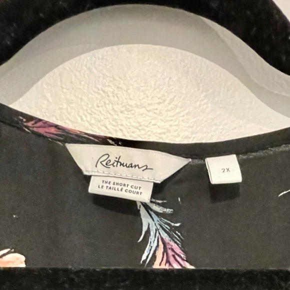 Reitmans wrap blouse - Picture 3 of 3